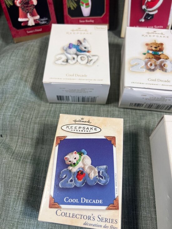 Hallmark Keepsake Cool Decade & Christmas Ornament Collection Bundle Lot Y3